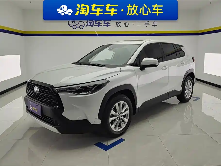 Toyota Corolla Cross 2022 — фото 1
