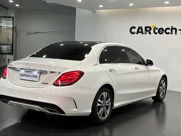 Mercedes-Benz C-Class 2017