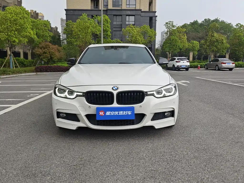 BMW 3 Series 2018 — фото 2
