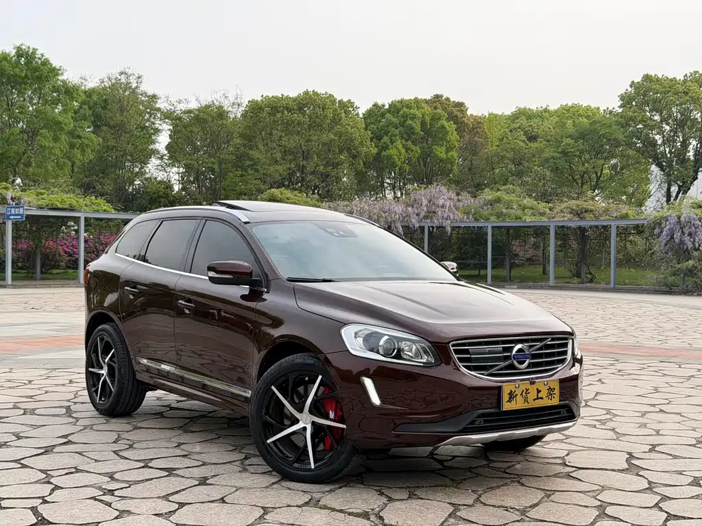 Volvo XC60 2016 — фото 2