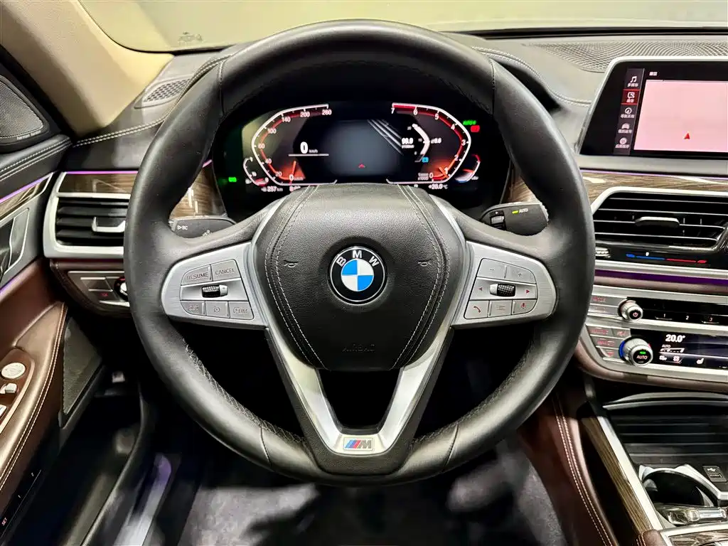 BMW 7 Series 2020 — фото 25