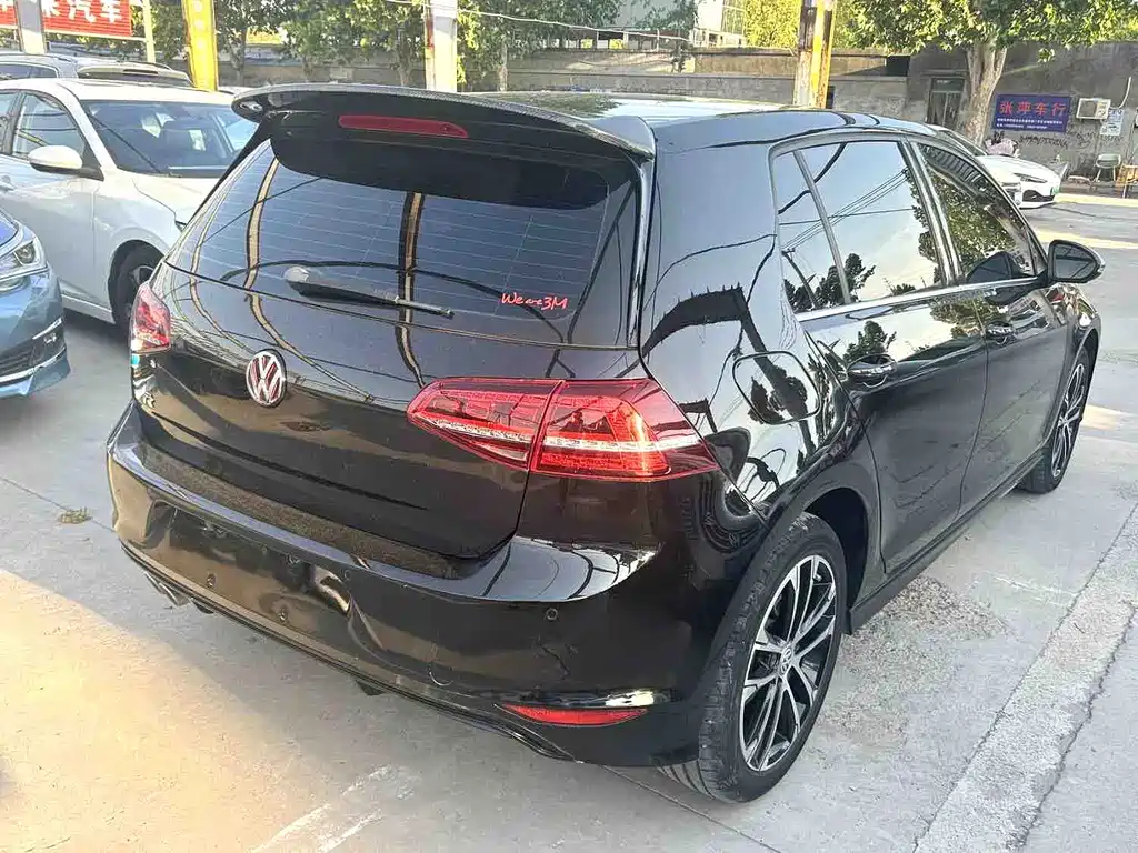 Volkswagen Golf 2016
