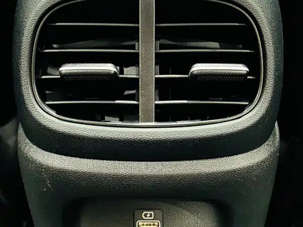Hyundai Elantra 2022