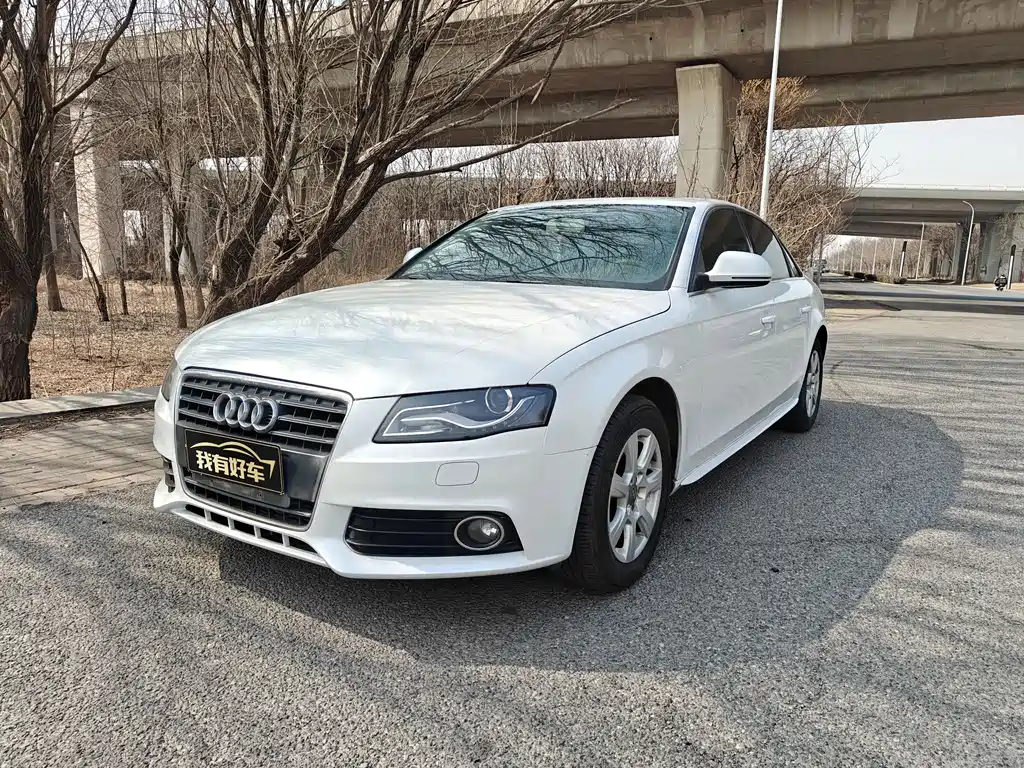 Audi A4L 2011