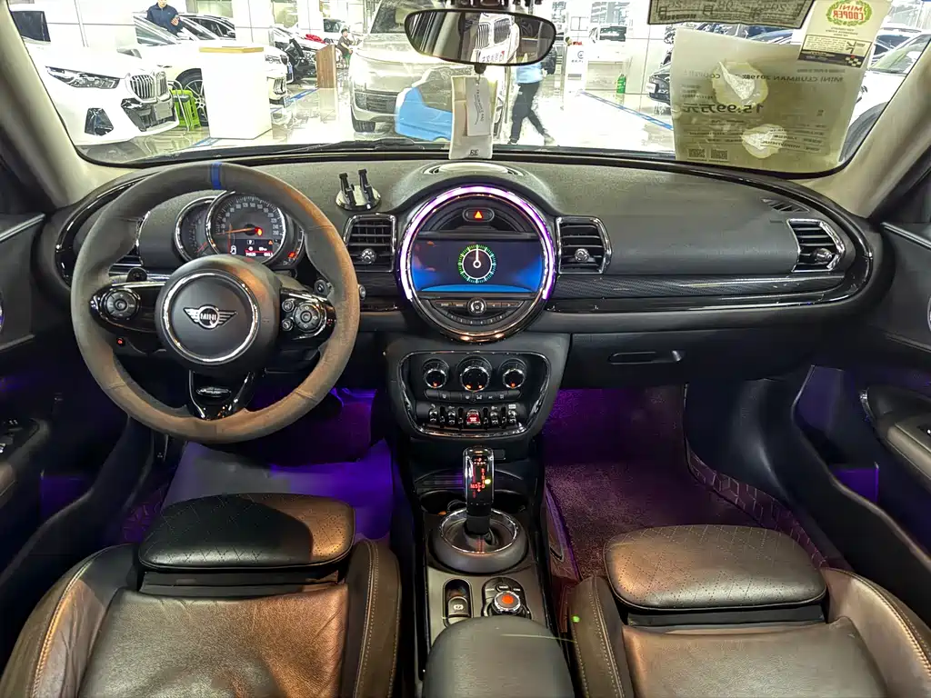 MINI Clubman 2019 — фото 9