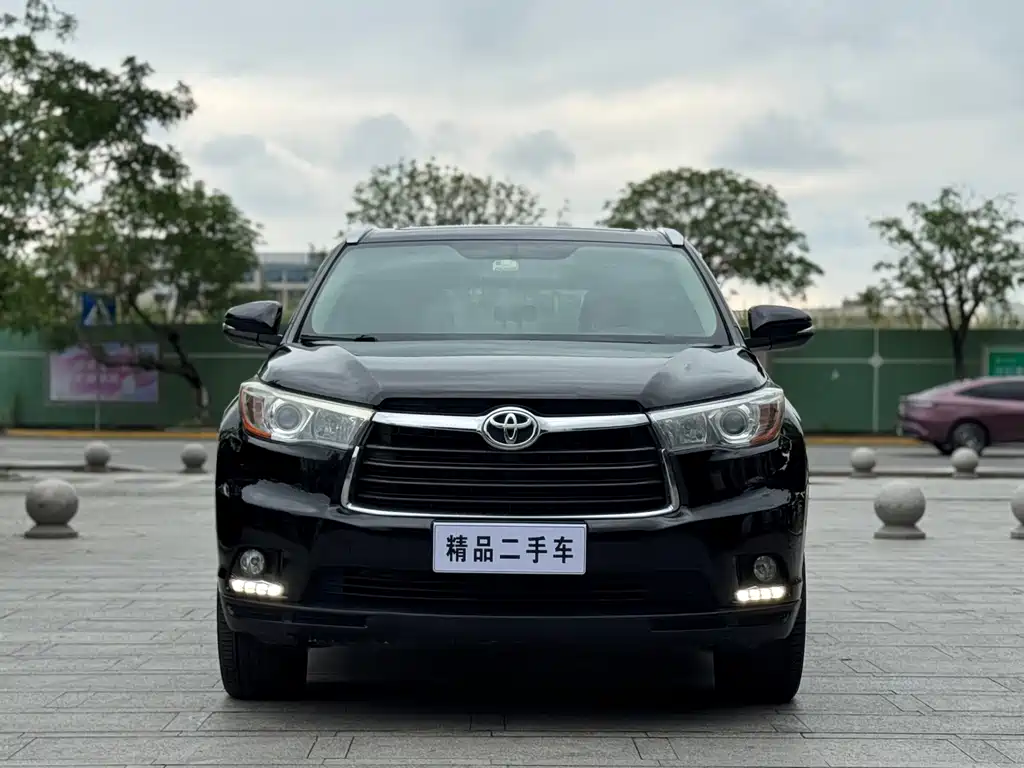 Toyota Highlander 2017 — фото 2