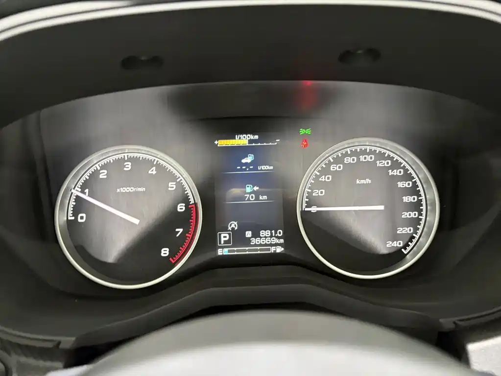 Subaru Forester 2023 — фото 24