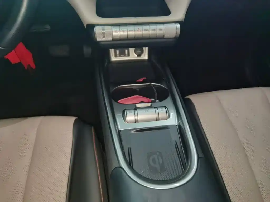 BYD Dolphin 2023 — фото 14