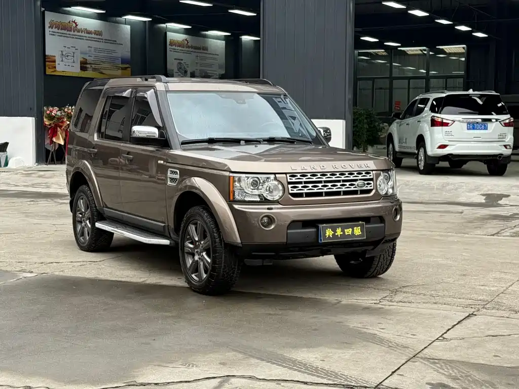 Land Rover Discovery 2013