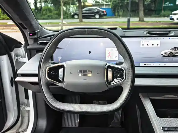 Geely Galaxy E8 2024