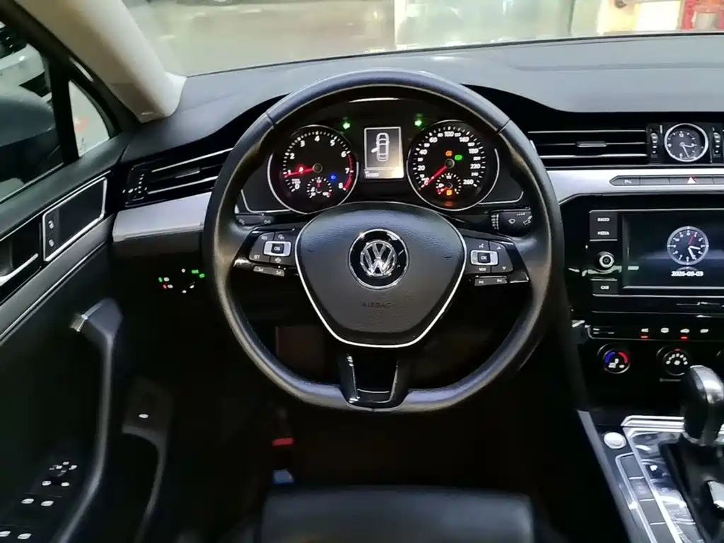 Volkswagen Magotan 2018 — фото 11