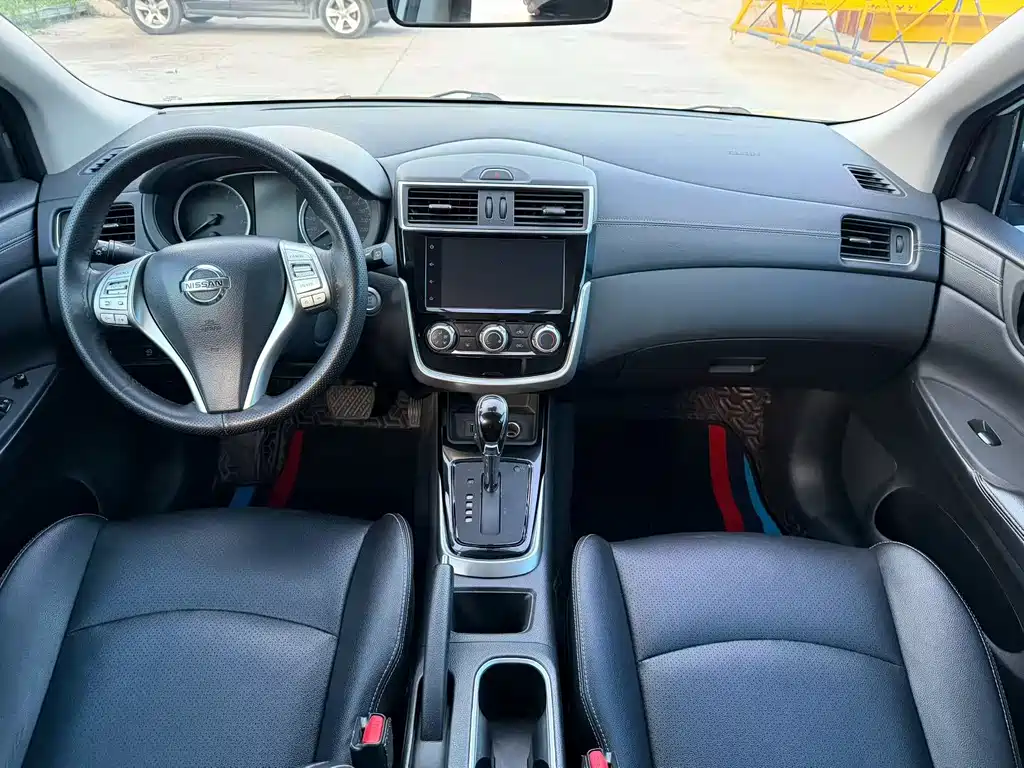 Nissan Tiida 2022