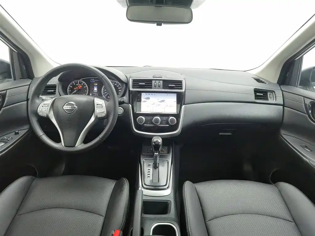 Nissan Tiida 2021