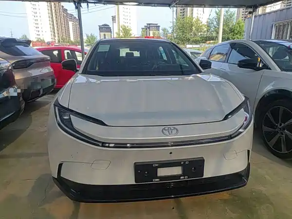Toyota bZ5 2026