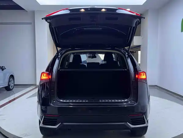 Lexus NX 2020