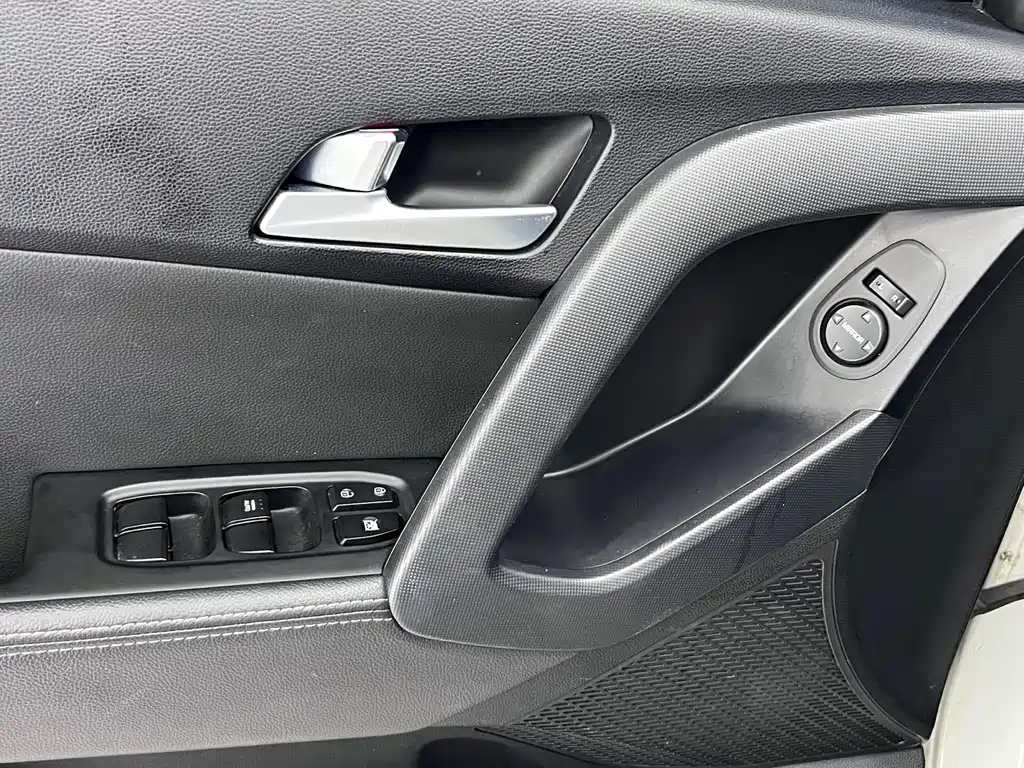 Hyundai ix25 2019 — фото 18
