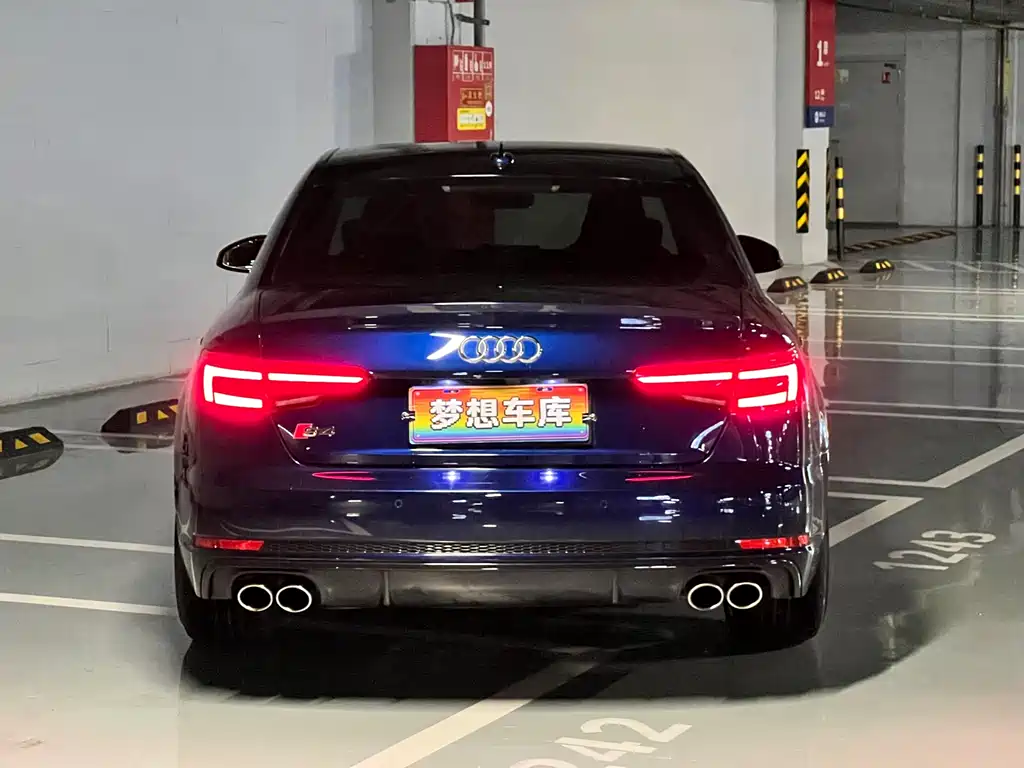 Audi S4 2019