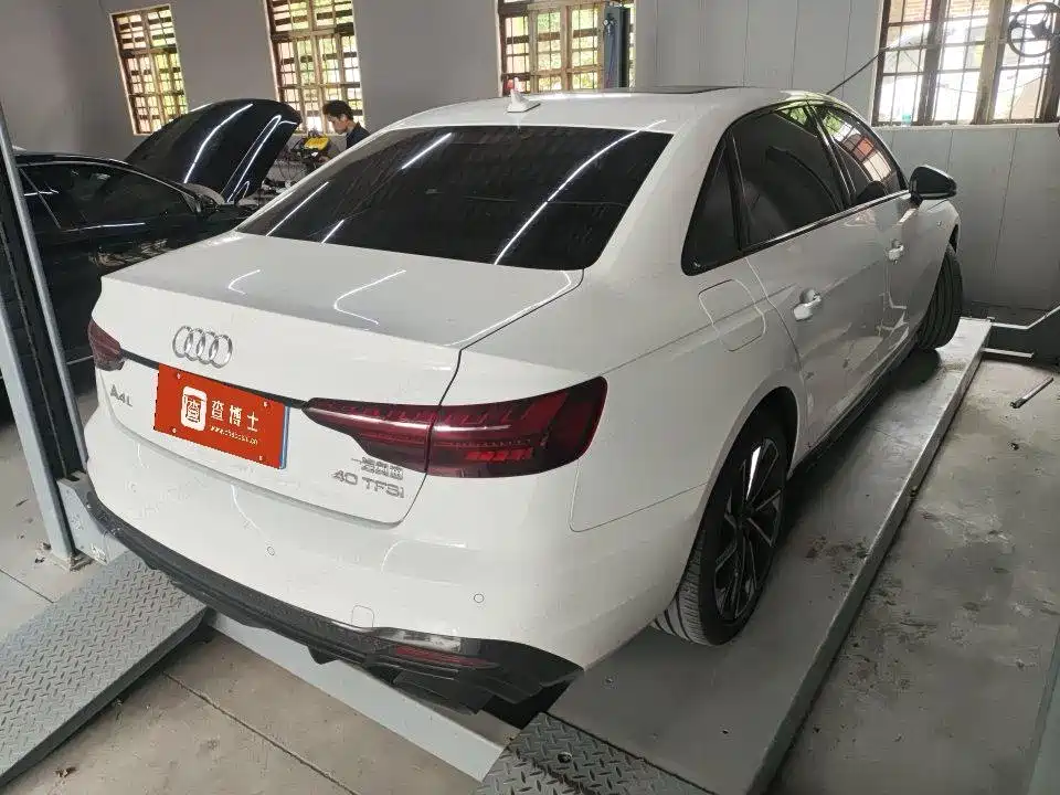 Audi A4L 2023