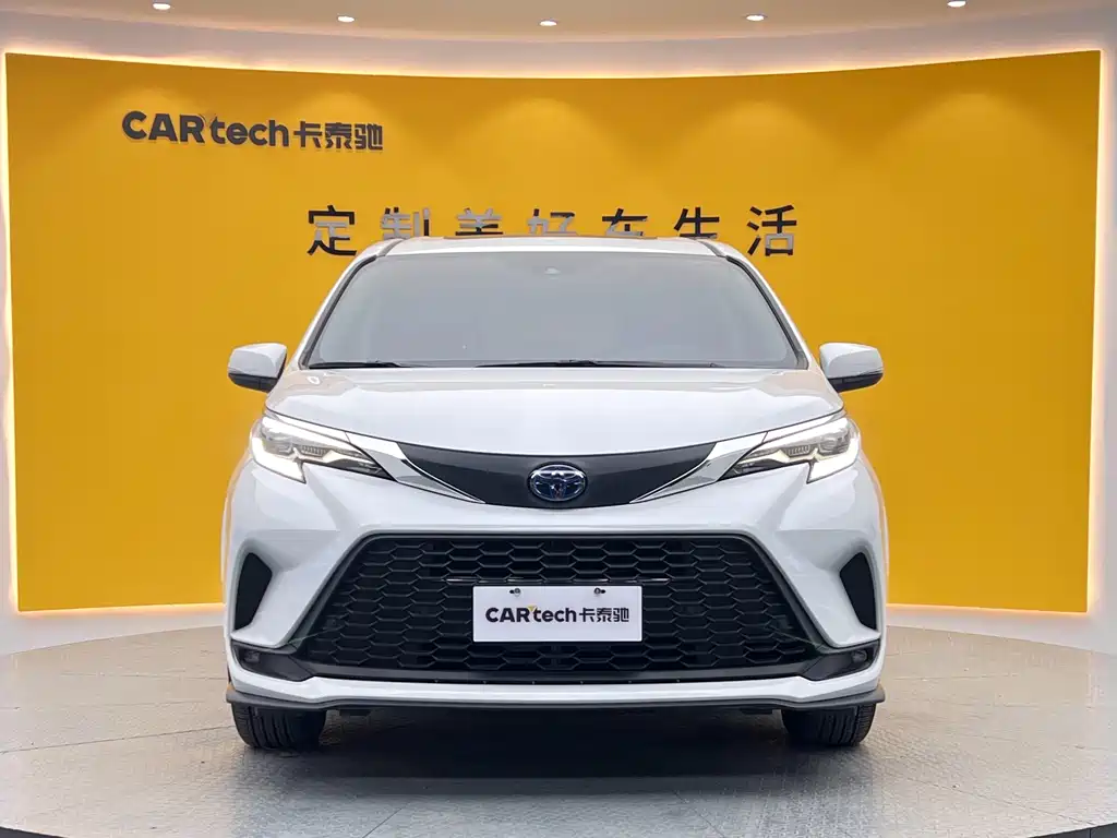 Toyota Granvia 2024