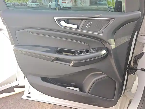 Ford Edge 2022