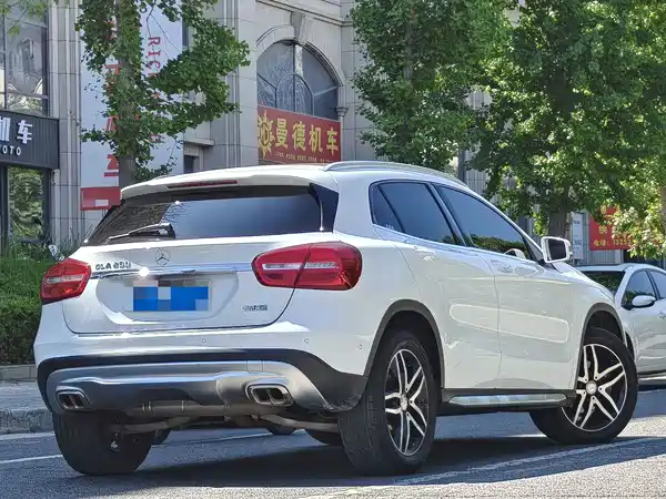 Mercedes-Benz GLA 2017