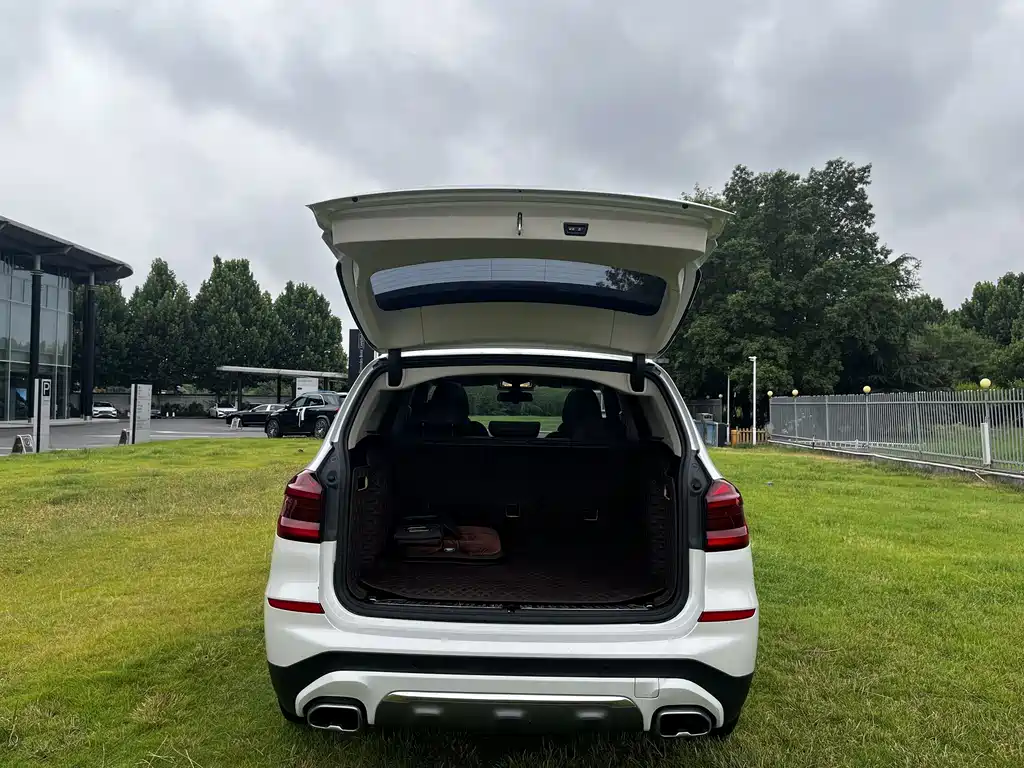 BMW X3 2020 — фото 21
