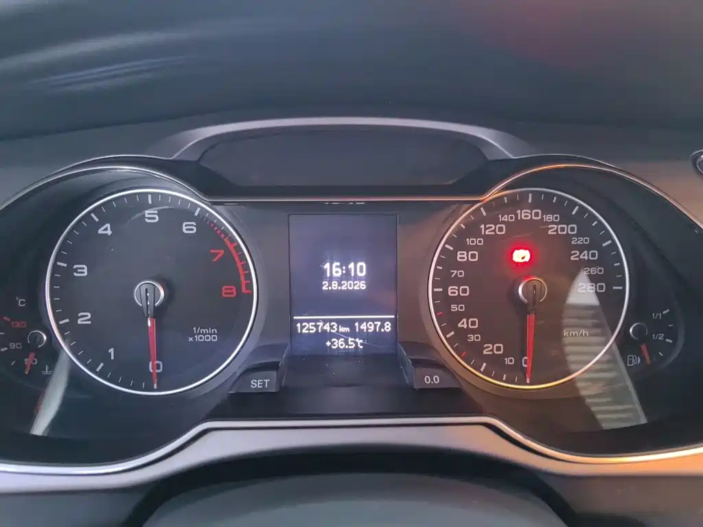 Audi A4L 2015