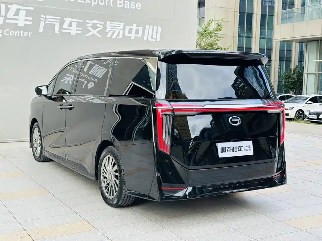 GAC Trumpchi M8 2023 — фото 17