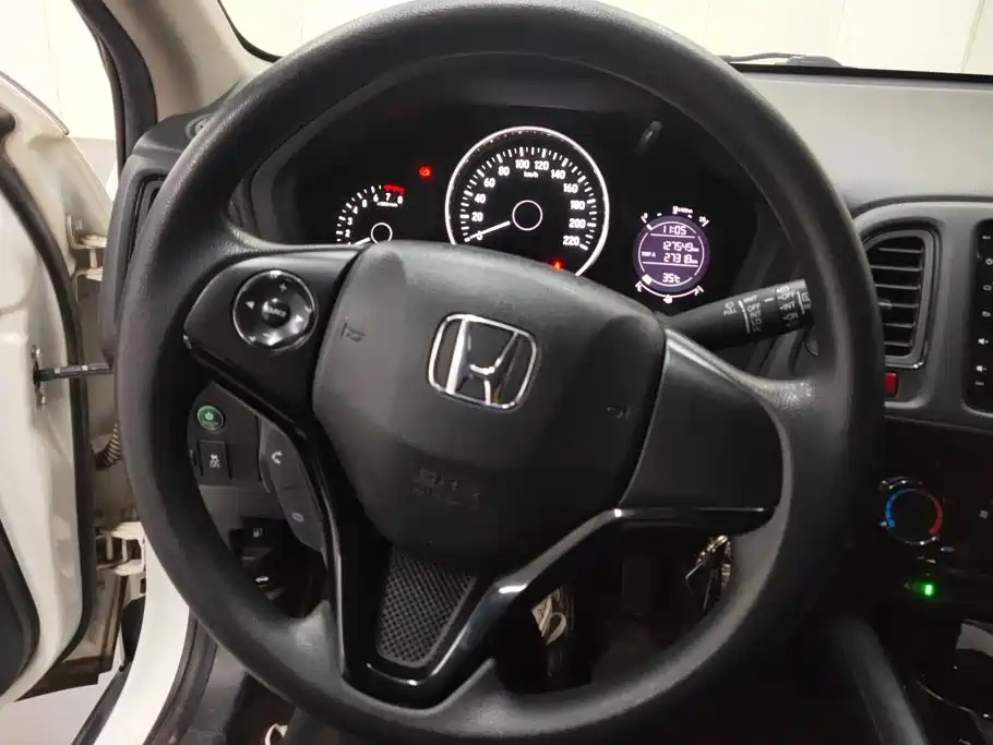Honda Vezel 2018 — фото 15