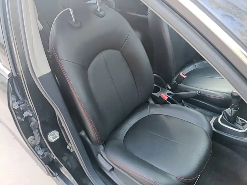Nissan Sylphy 2018 — фото 25