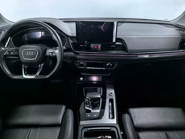 Audi Q5L 2022