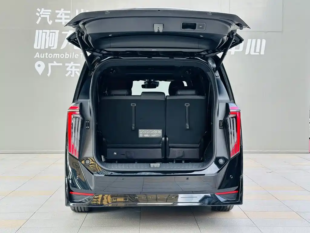 GAC Trumpchi M8 2023 — фото 18