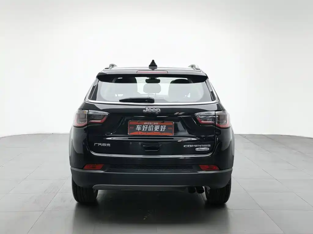 Jeep Compass 2018 — фото 4