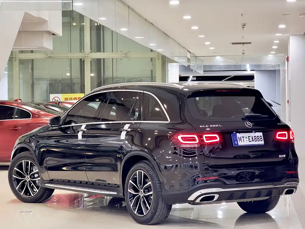 Mercedes-Benz GLC 2021 — фото 11