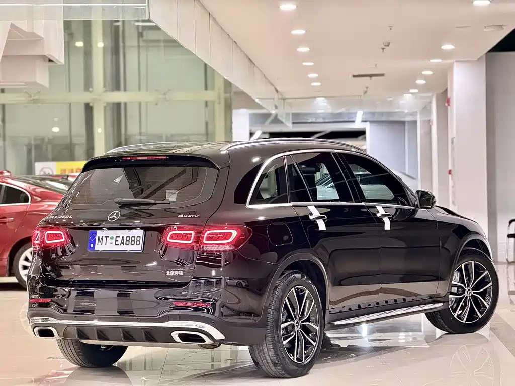 Mercedes-Benz GLC 2021 — фото 13