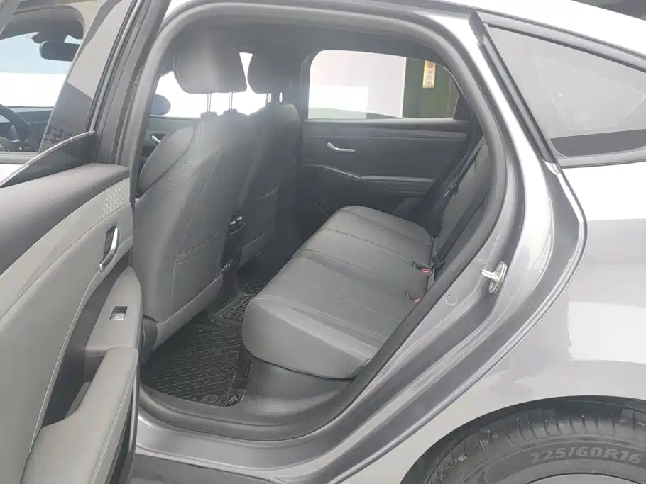 BYD Qin PLUS 2025 — фото 11
