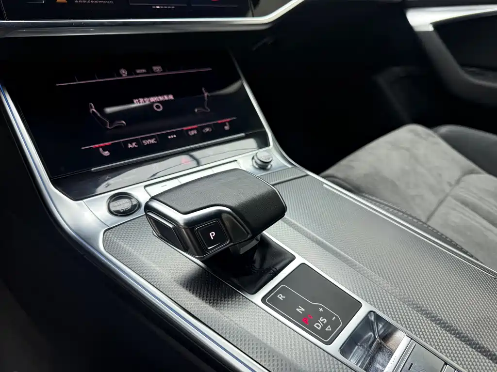Audi A6L 2022 — фото 11