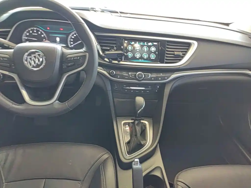 Buick Excelle 2019 — фото 13