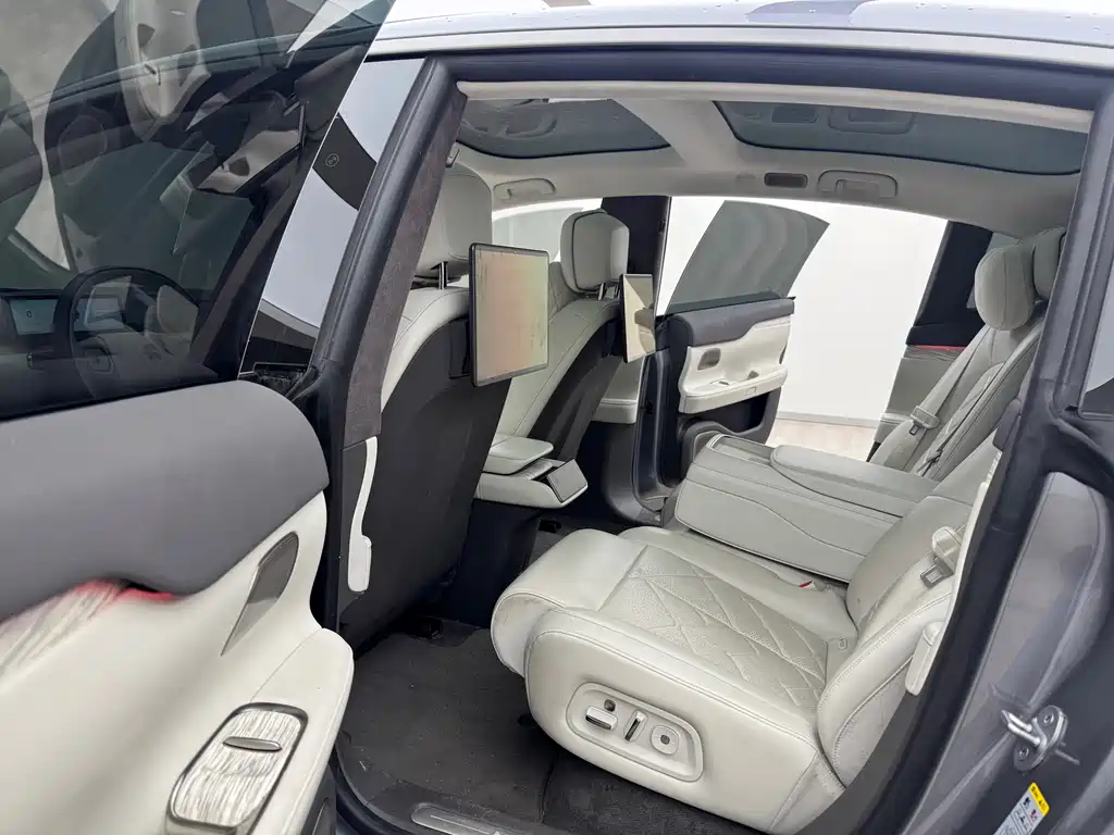 NIO ET7 2024 — фото 15