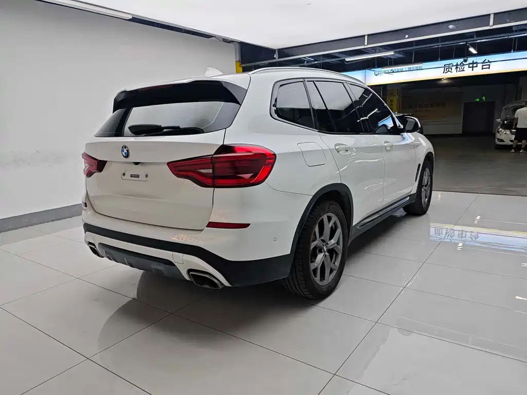 BMW X3 2020 — фото 8