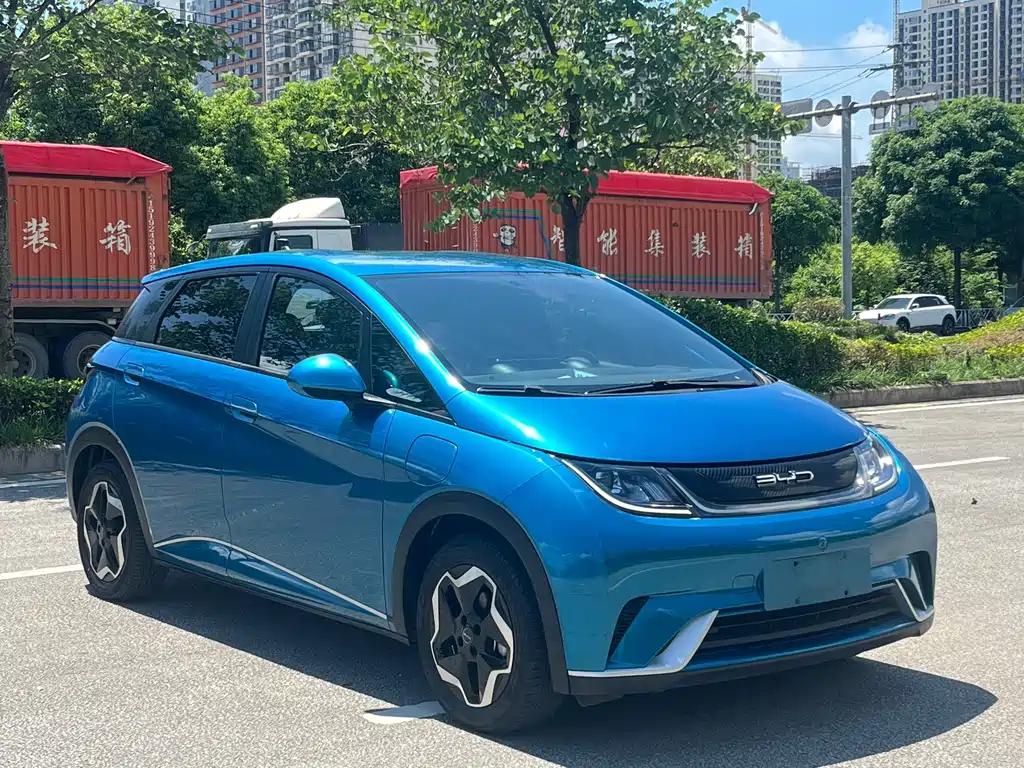 BYD Dolphin 2022