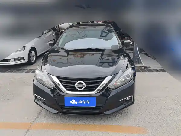 Nissan Teana 2018