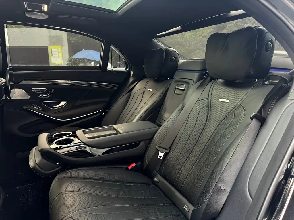 Mercedes-Benz S-Class AMG 2018 — фото 17