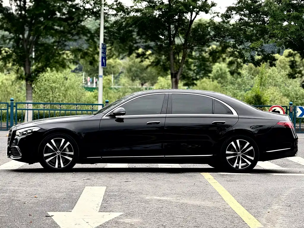 Mercedes-Benz S-Class 2022 — фото 3