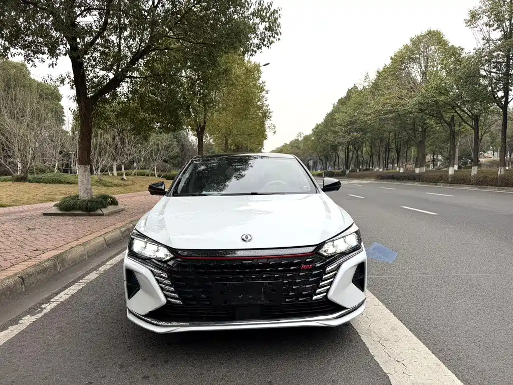 Dongfeng Yixuan MAX 2023 — фото 2