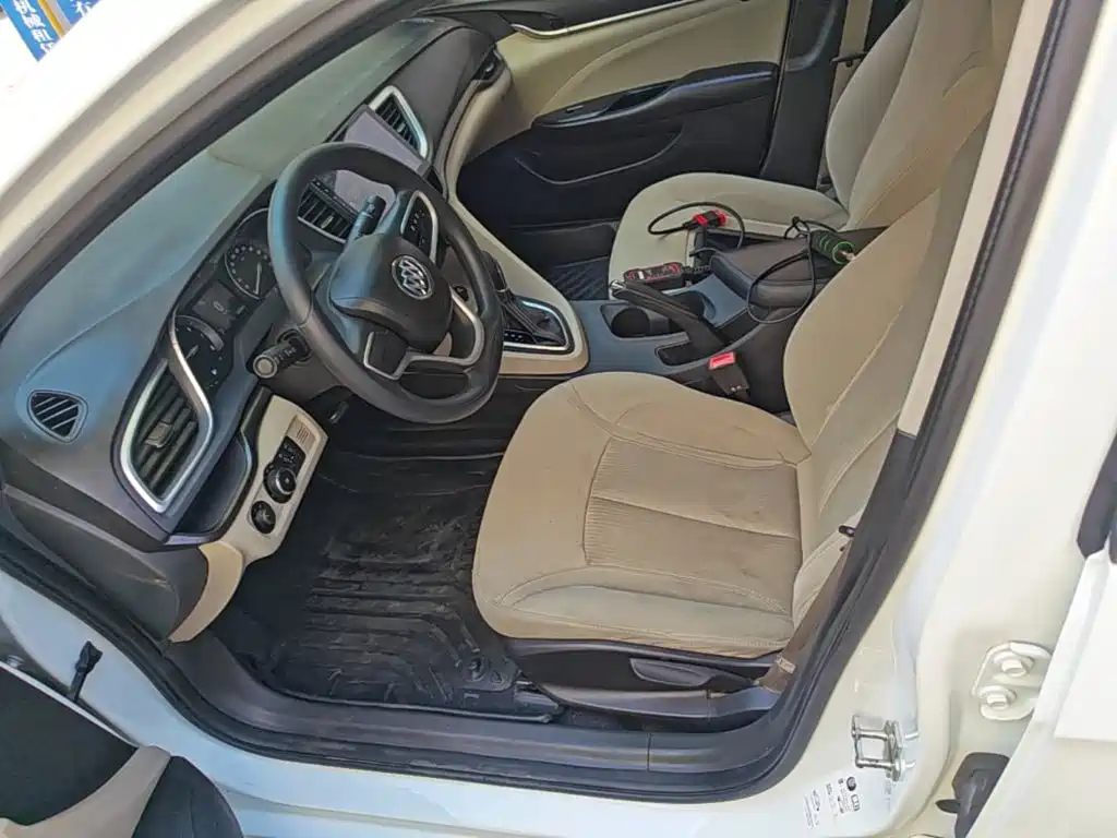 Buick Excelle GT 2016 — фото 15