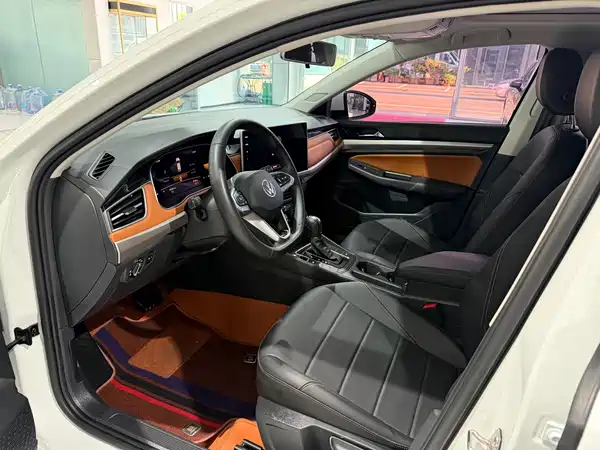 Volkswagen Bora 2023