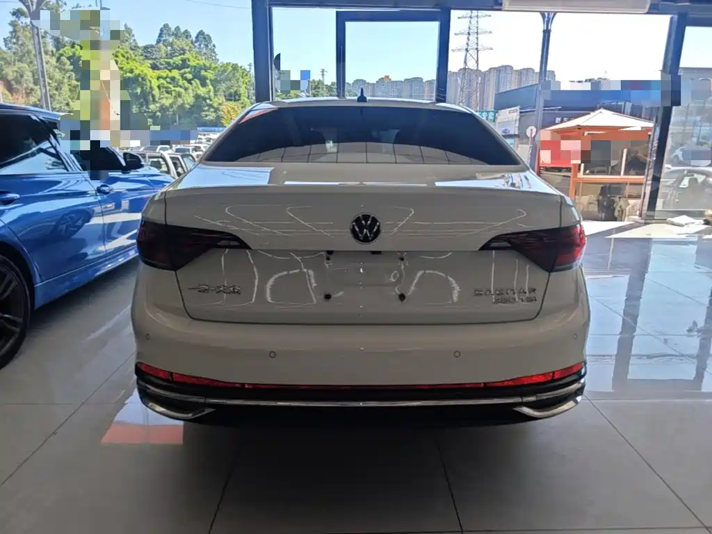 Volkswagen Sagitar 2022