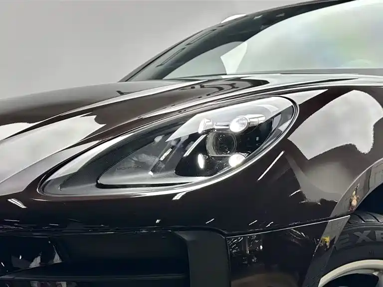 Porsche Macan 2020 — фото 8