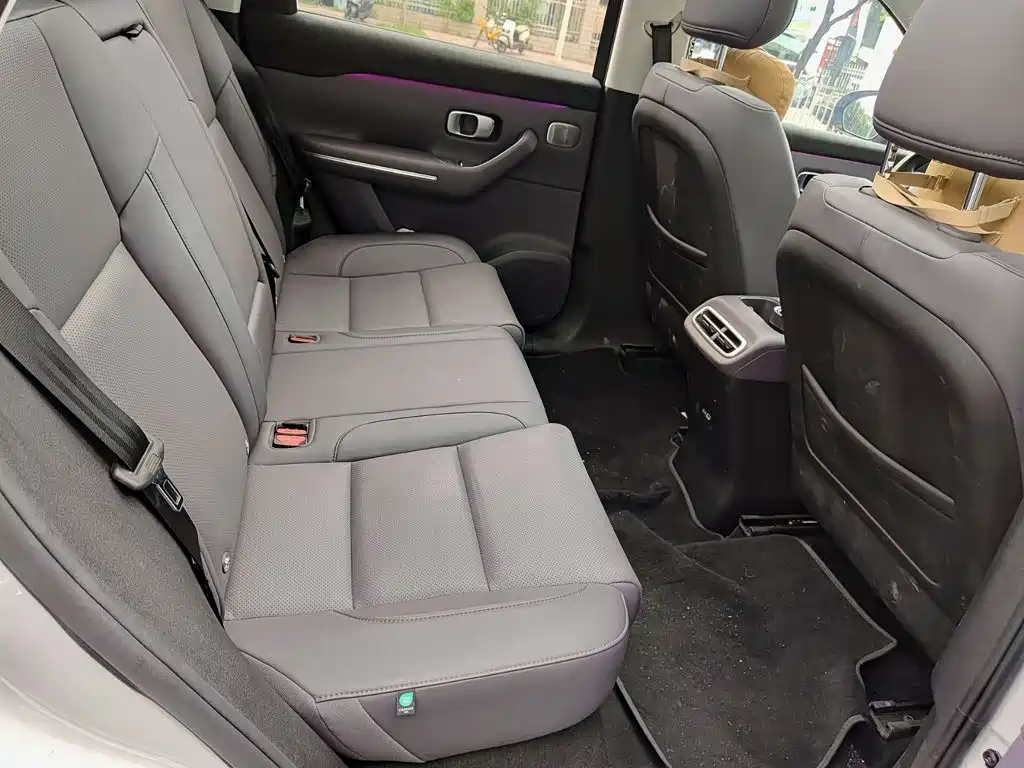 Leapmotor C10 2025 — фото 11
